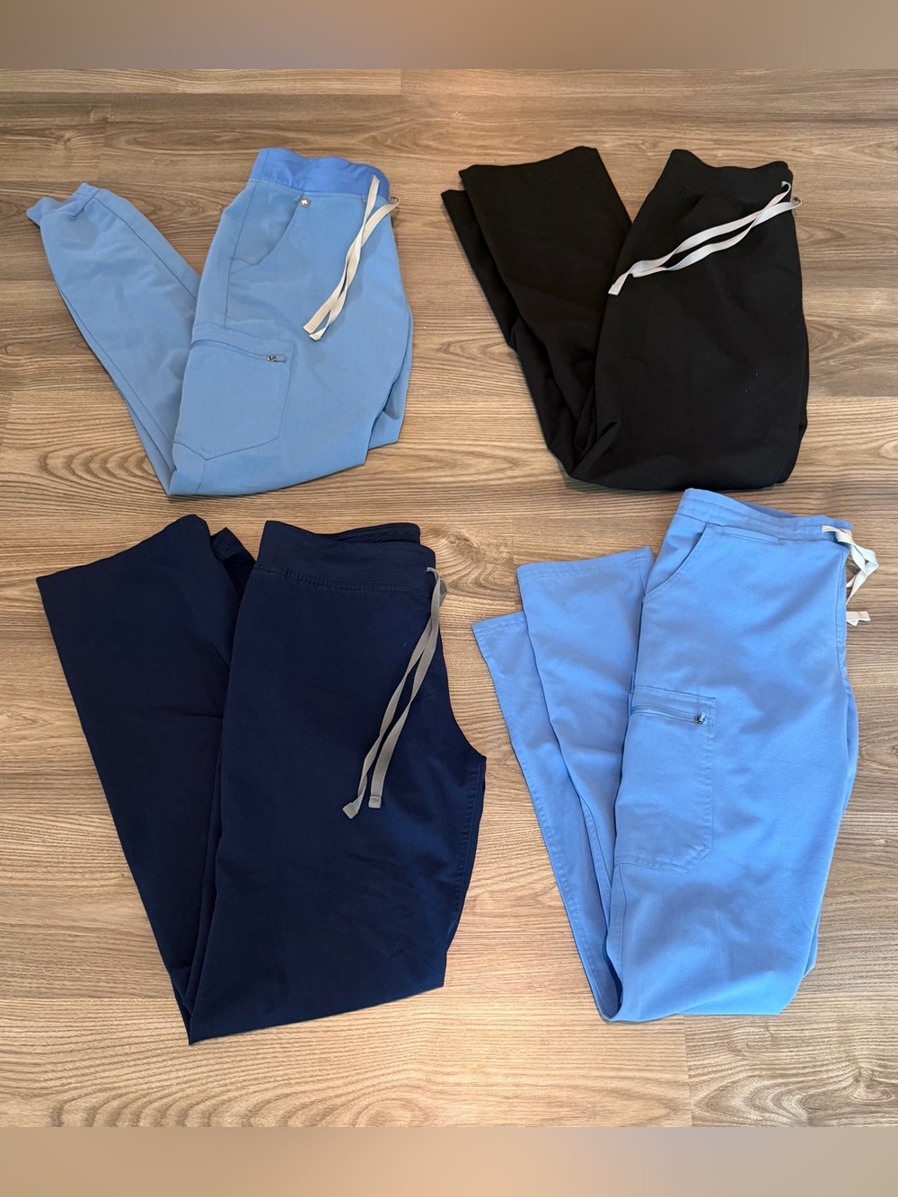 Figs lot of 4 Livingston/ Yola/ Zamora Jogger Scrub Pant size Small Tall